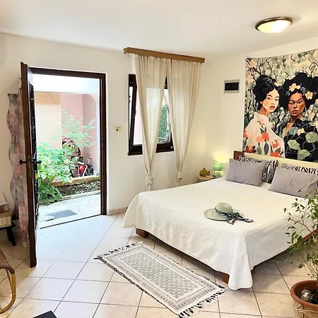 Biba Apartment *